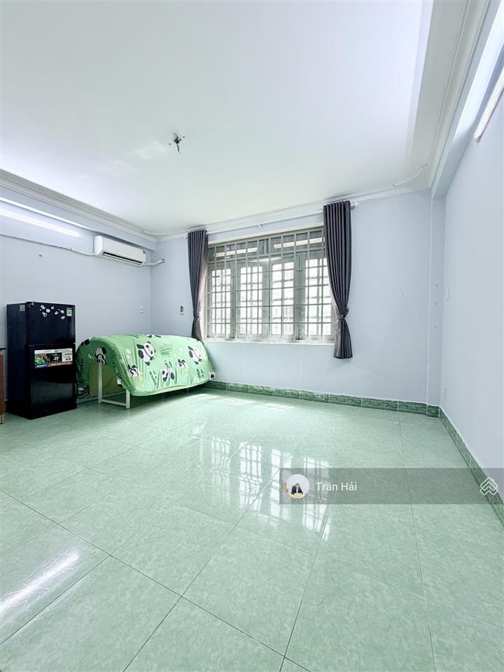 Phòng studio q10  full nt  cửa sổ trời đón nắng  hẻm 284 lý thường kiệt  giá 5tr/tháng