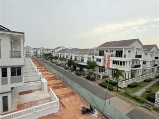 Bán căn 1 trệt 2 lầu , 5 phòng ngủ 5wc vườn thiên đàng 2 , ecolakes mỹ phước .