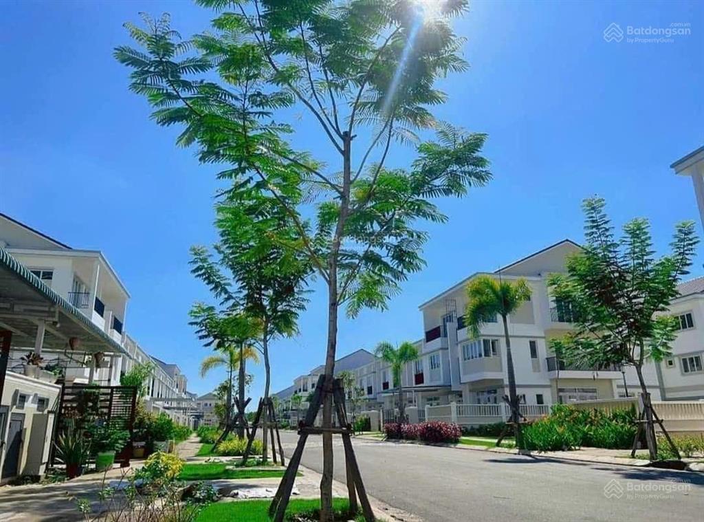 Bán căn góc nhà phố vườn thiên đàng 2 ecolakes mỹ phước . hoàn thiện ở và khai thác cho thuê .