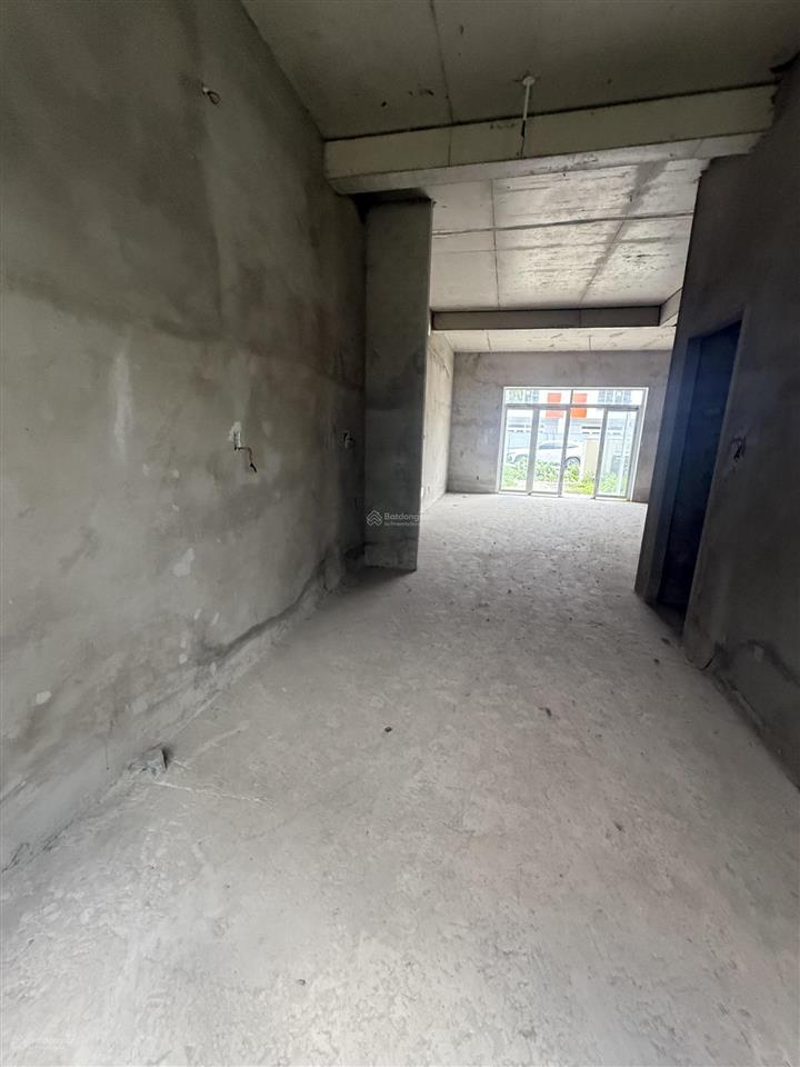 Bán căn 6x20 vườn thiên đàng 2  ecolakes mỹ phước. hoàn thiện và khai thác cho thuê 1618 triệu.