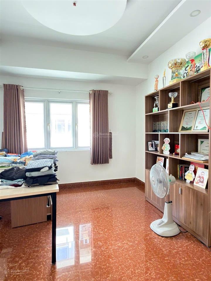 Bán căn kế góc vườn thiên đàng 1sổ sẵn, cạnh hồ bơi chỉ vài bước chân.