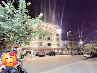 Hot! view "triệu đô"  bán chung cư felix home gò vấp  căn có ban công ạ  là căn thương mại ạ ^^