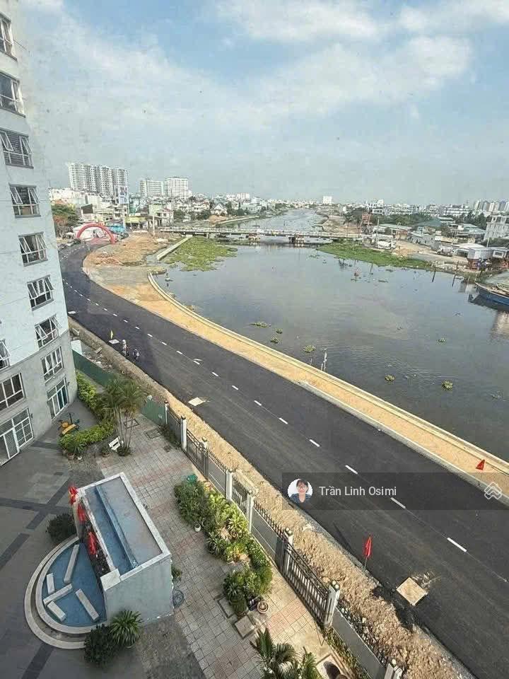 Hot! chủ gửi bán căn góc có ban công chung cư splendor 82m2, giá 4.35 tỉ ạ