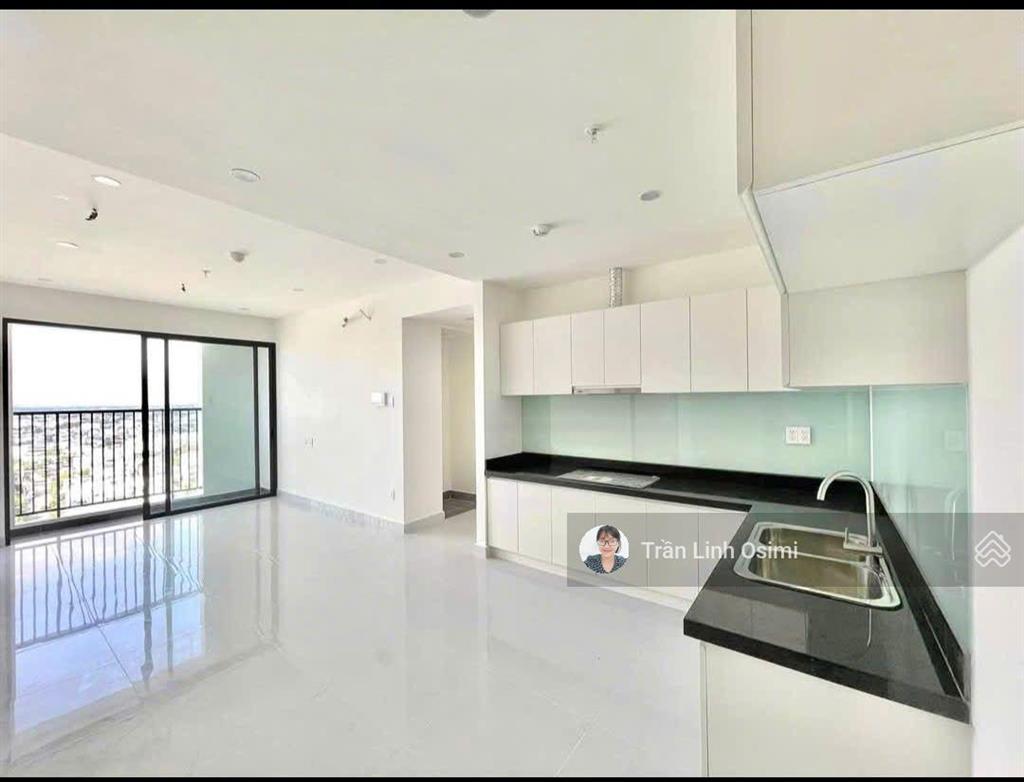 Bán căn góc chung cư happy one premier, căn 2 phòng ngủ  giá 3.7 tỷ ạ.