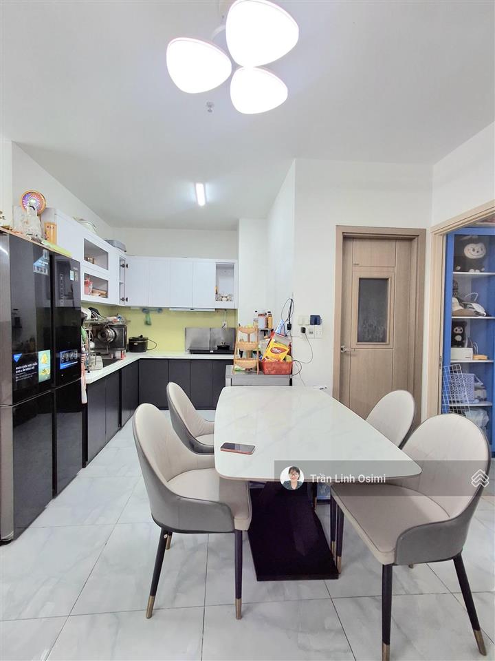 Hot!! bán căn góc 3 phòng ngủ  96m2 giá 4 tỉ 050 gò vấp ^^ ban công thoáng mát ạ ^^