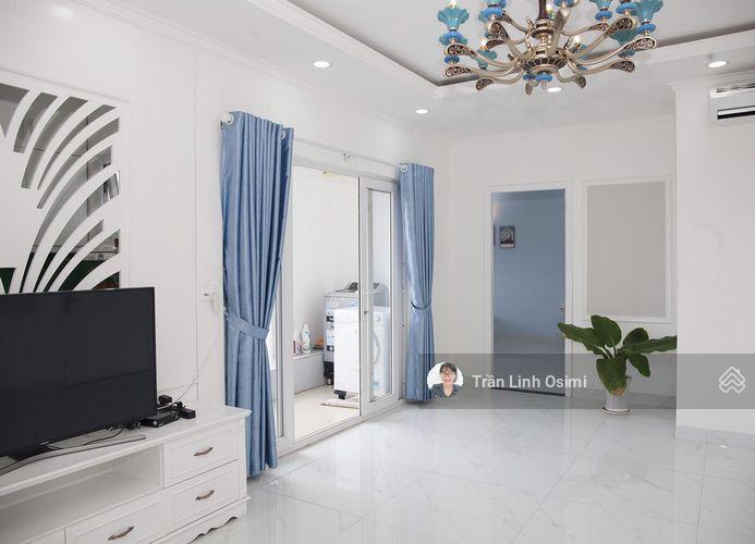 Bán penhouse gần 140m2  4 phòng ngủ  3wc  3 ban công  có sổ hỗ trợ vay bank ạ ^^
