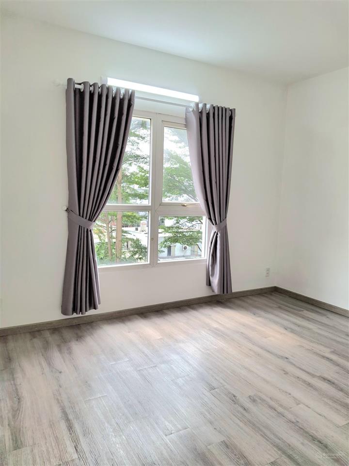 Chính chủ cần bán chung cư phú gia hưng 54m2  giá chỉ 2.45 tỉ  có sổ ạ