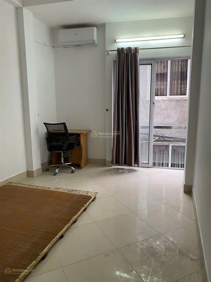 Bán nhà triều khúc  39m2  4 tầng  4 phòng ngủ  1 nhà ra ô tô tránh nhau  6,4 tỷ