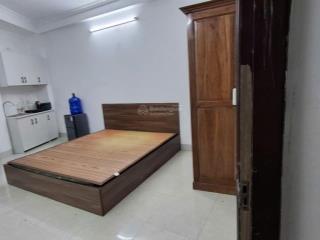 Bán gấp nr 5pn, 4wc tại triều khúc, 8 tỷ vnd, 30m2