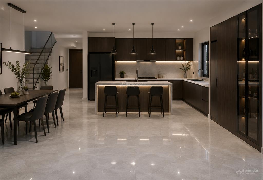 Giảm 2 tỷ, bán gấp nhà chung cư nguyễn trãi, tầng 1, 120m2, giá 6tỷ950 triệu. ở + kinh doanh