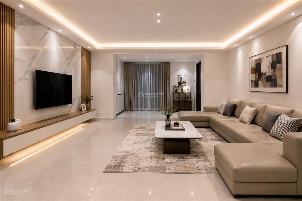 Bán gấp chung cư tt tầng 1 khuất duy tiến diện tích khủng 120m2