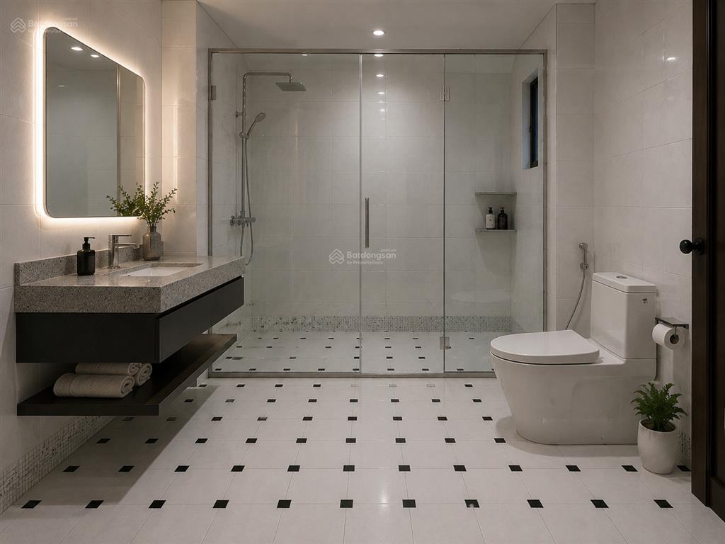 Hiếm! bán gấp căn hộ tầng 1  120m2  ở kết hợp kinh doanh  giá chỉ 6,95 tỷ
