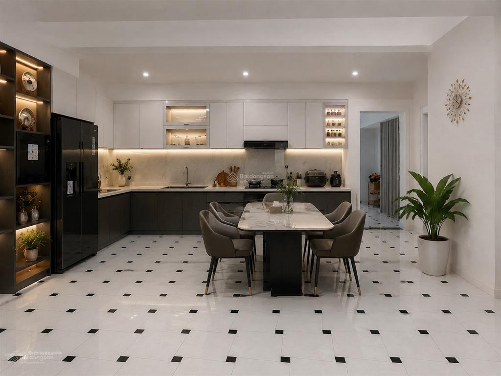 Hiếm! bán gấp căn hộ tầng 1  120m2  ở kết hợp kinh doanh  giá chỉ 6,95 tỷ