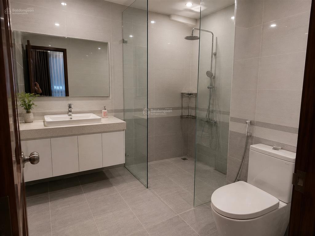 Chính chủ bán gấp nhà tầng 1 nguyễn trãi 120m2 chỉ 6 tỷ 950 triệu