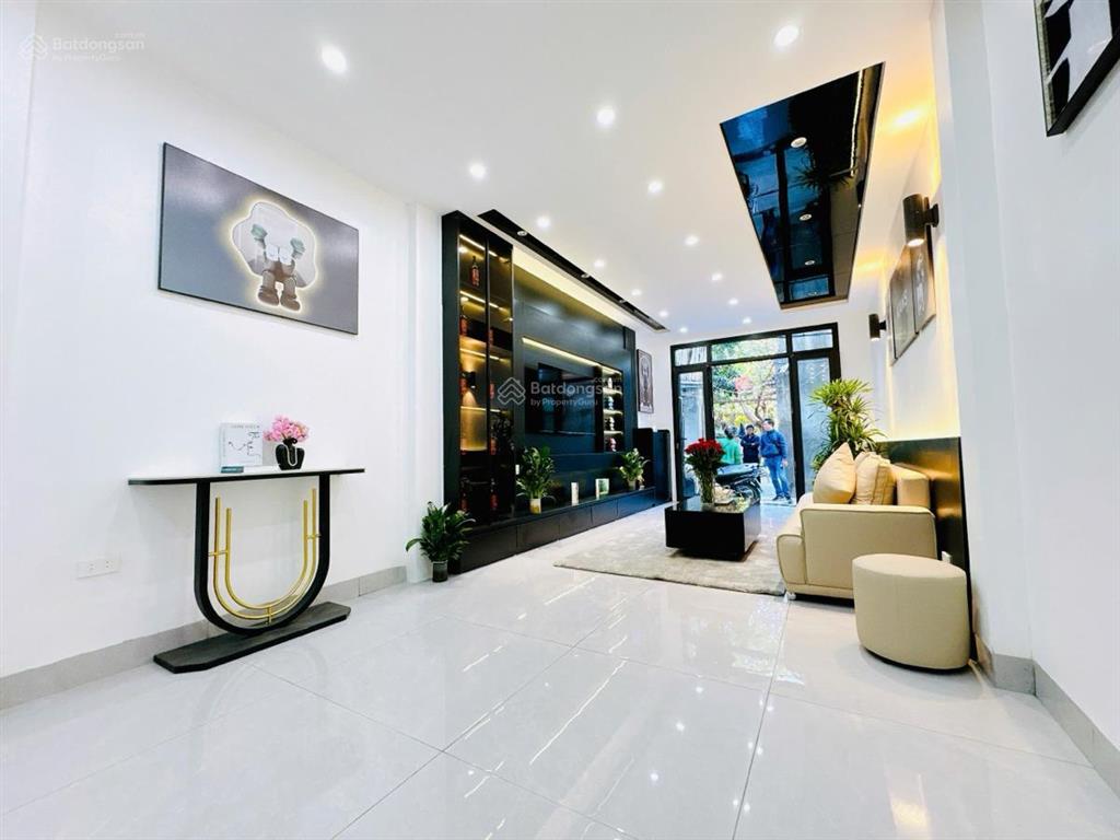 Hiếm có chỉ 6.x tỷ bán nhà ngõ 322 mỹ đình 36/40m2 5t 3pn nhà dân, cách ô tô 10m