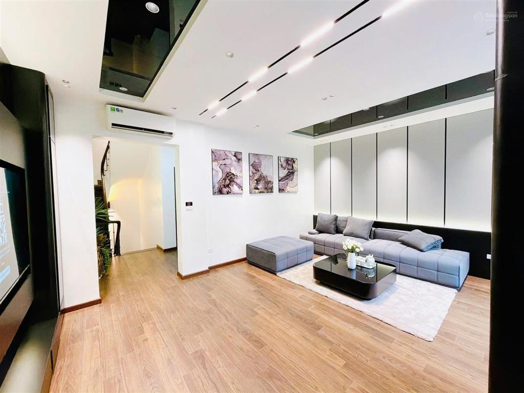 Bán nhà đường đình thôn, mỹ đình 42m2 5 tầng full nội thất cao cấp giá nhỉnh 7 tỷ