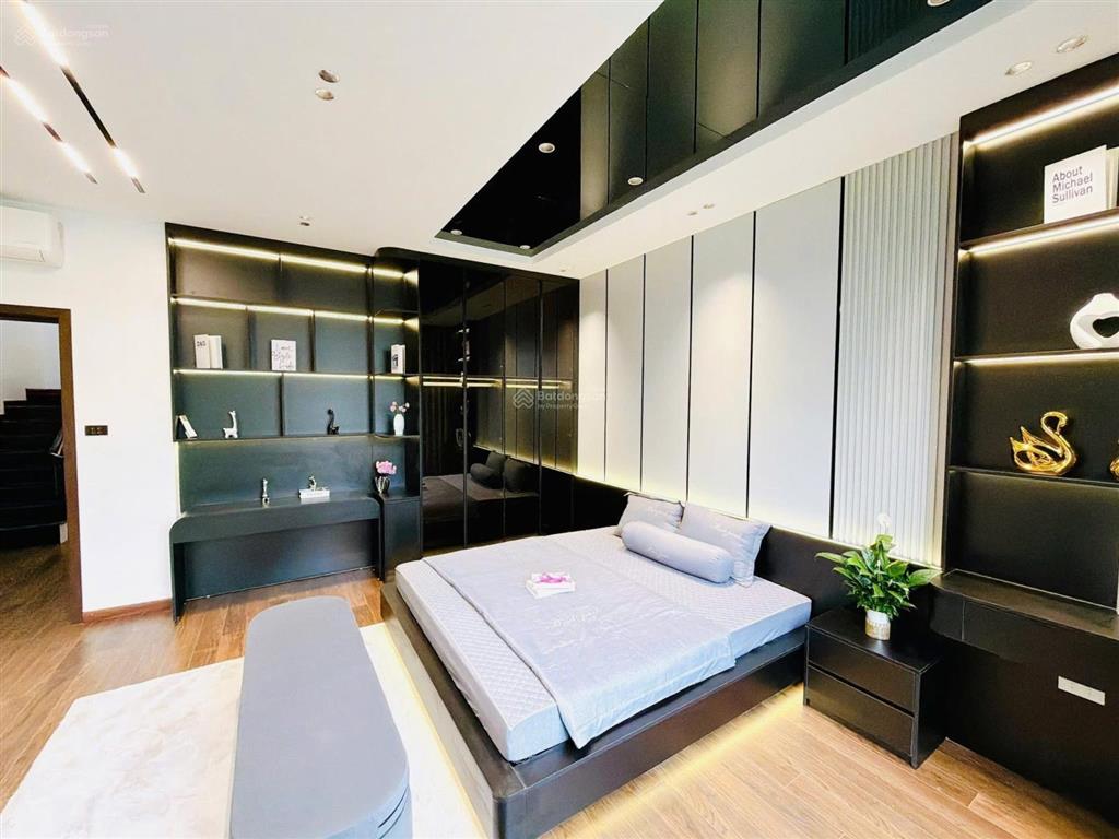 Bán nhà đường đình thôn, mỹ đình 42m2 5 tầng full nội thất cao cấp giá nhỉnh 7 tỷ