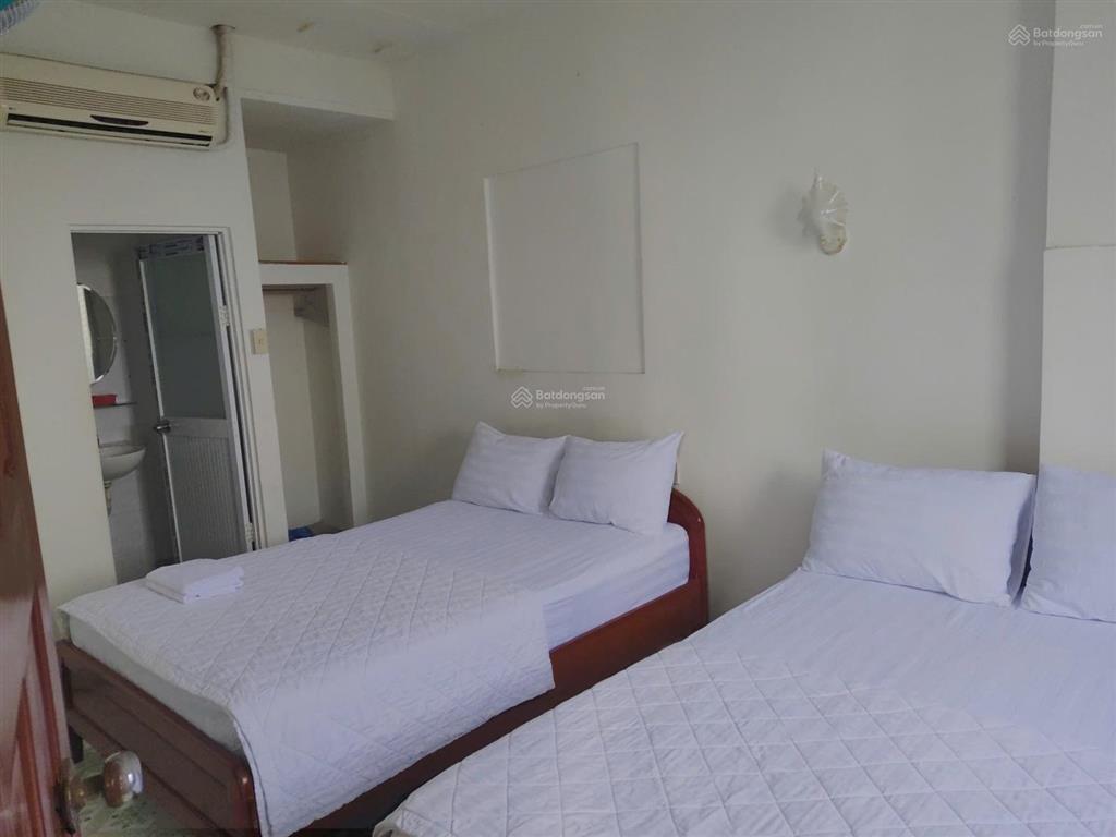 Giảm 2 tỷ bán nhanh, khách sạn 6 tầng đinh tiên hoàng  khu trung tâm lộc thọ