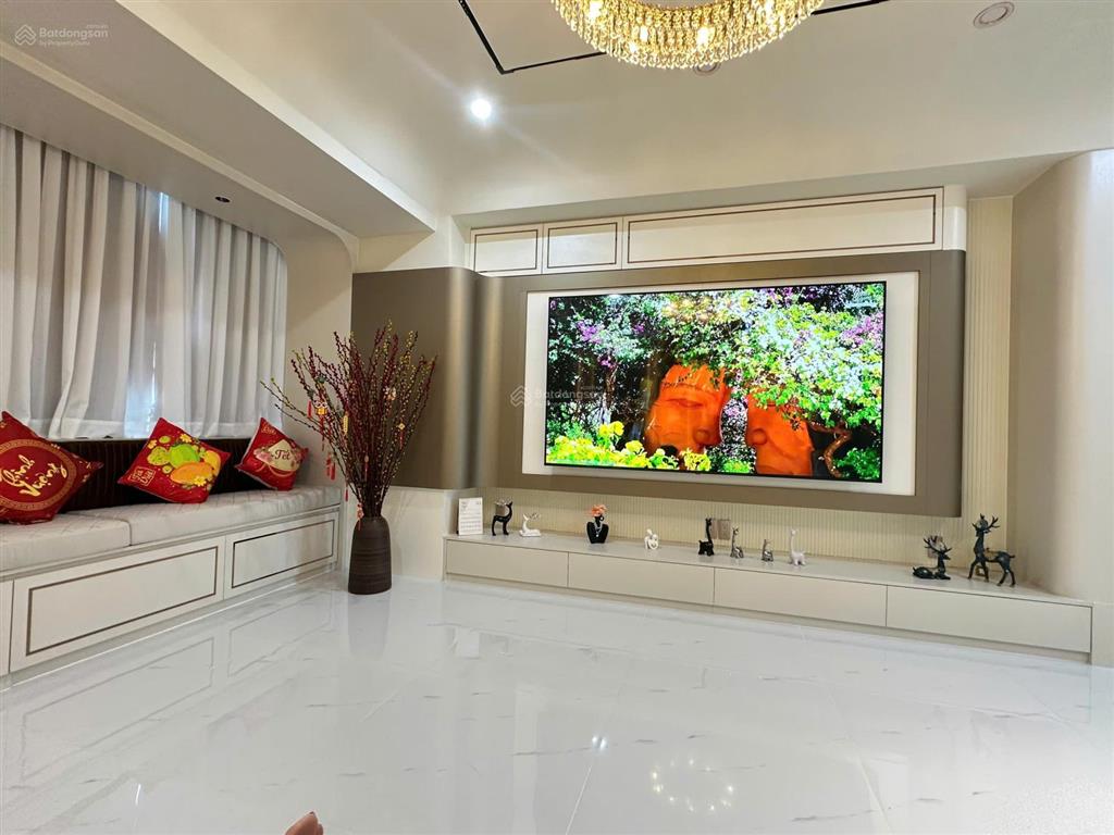 Bán căn hộ 402 chung cư sông đà  sổ đỏ chính chủ  dt 118m2