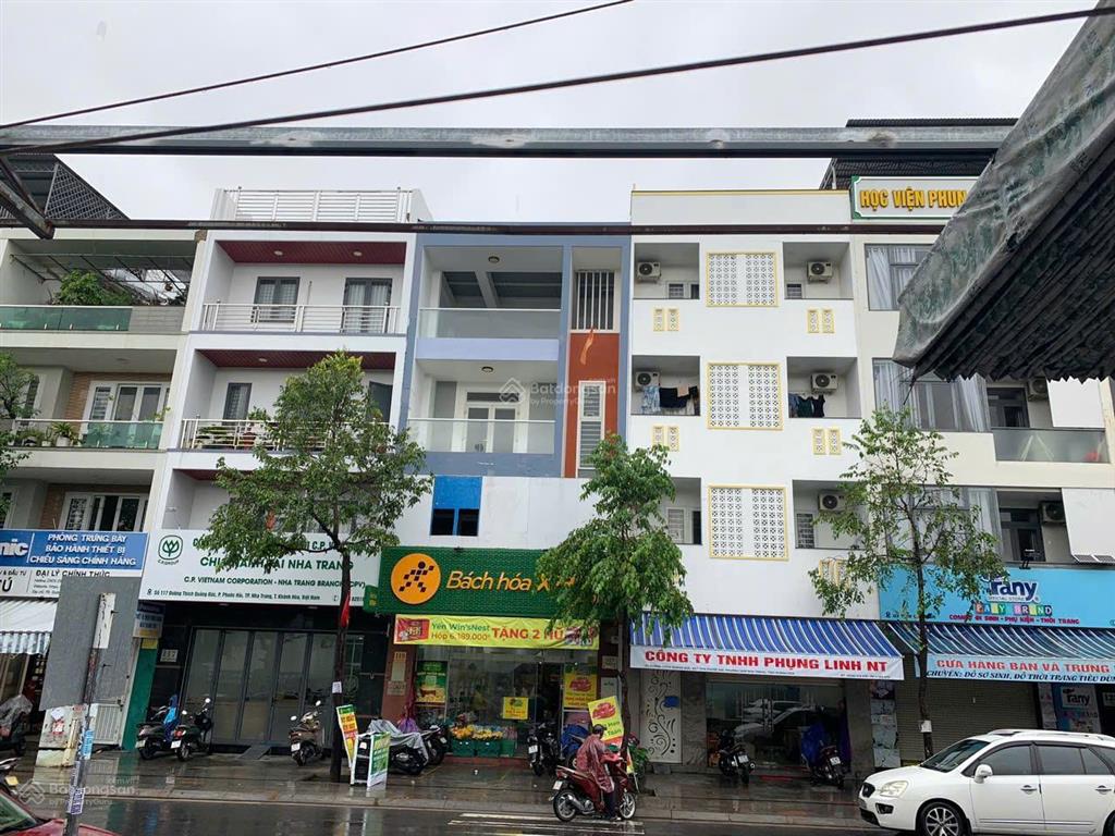Nhà 3 tầng mặt tiền thích quảng đức  kđt vcn phước hải