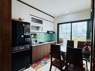 Nhỉnh 6 tỷ có đàm phán, căn 2 ngủ full nội thất gỗ đẹp, sẵn sổ. mặt đường vũ phạm hàm, cầu giấy.