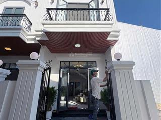 Nhà 2 tầng full nội thất kiệt nguyễn khoa chiêm. ngay làng đại học