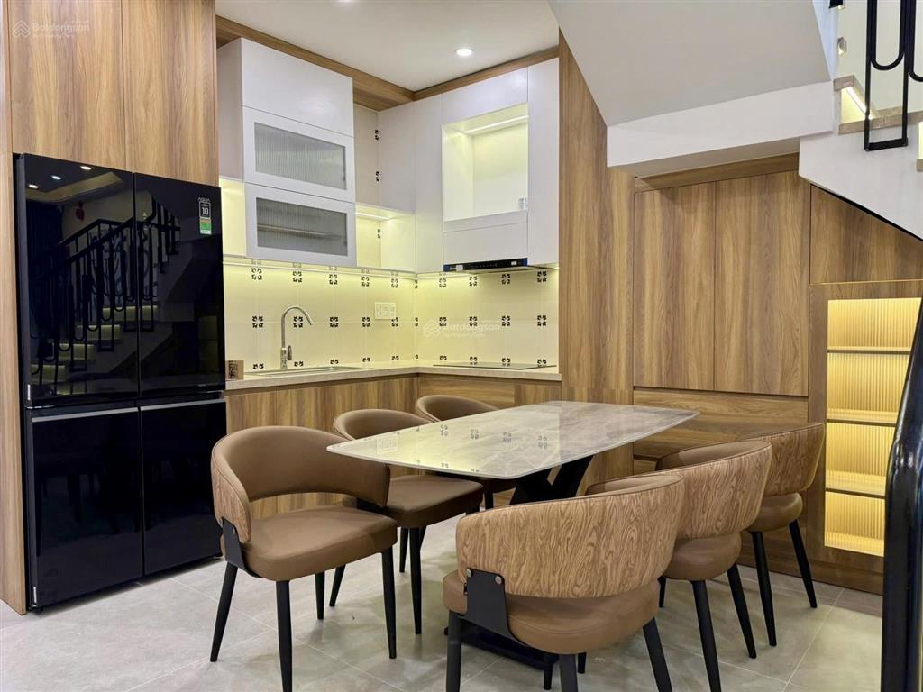 Căn homestay dòng tiền thu nhập ổn định hàng ngày  view đồi triệu đô