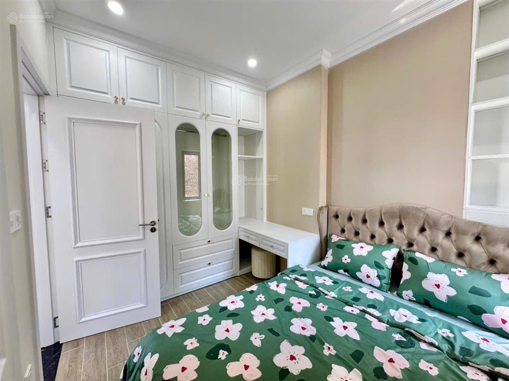 Nhà tân cổ điển kiệt 55 vũ ngọc phan. gần trục vành đai 3 tương lai