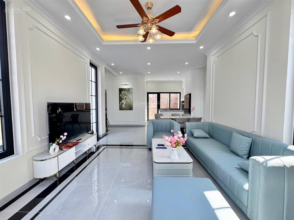 Nhà tân cổ điển kiệt 55 vũ ngọc phan. gần trục vành đai 3 tương lai