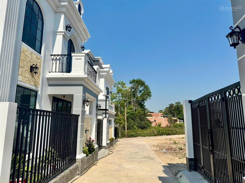Nhà tân cổ điển kiệt 55 vũ ngọc phan. gần trục vành đai 3 tương lai