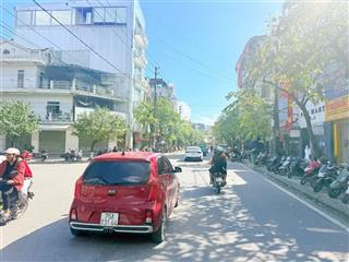 Nhà 2 tầng mặt tiền trường chinh. có kiot cho thuê. vừa ở vừa kinh doanh thuận tiện
