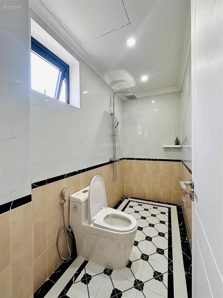 Căn nhà tân cổ điển kiệt 103 thiên thai, an cựu, tp huế. cách đường chính vài bước chân