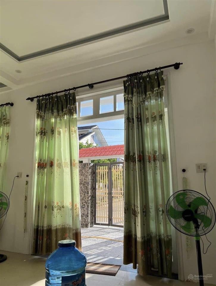 Nhà 3 tầng mặt tiền trục chính đường pha  kqh hạ cồn trống. đối lưng phạm văn đồng