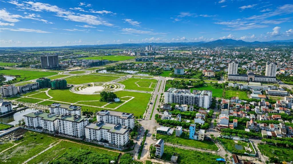 Đất kqh xuân phú song song đường hoàng lanh. ngay trục đường vũ thắng. gần quảng trường huế
