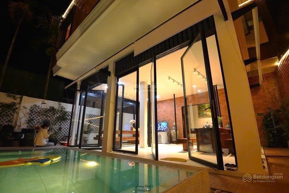 Homestay 3 tầng phố tây. cạnh đường đi bộ ven sông ngay trung tâm thành phố huế