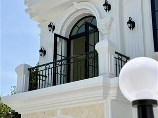 Nhà 2 tầng tân cổ điển sân rộng kiệt ô tô phạm đình toái. cạnh nhà máy rượu sake huế