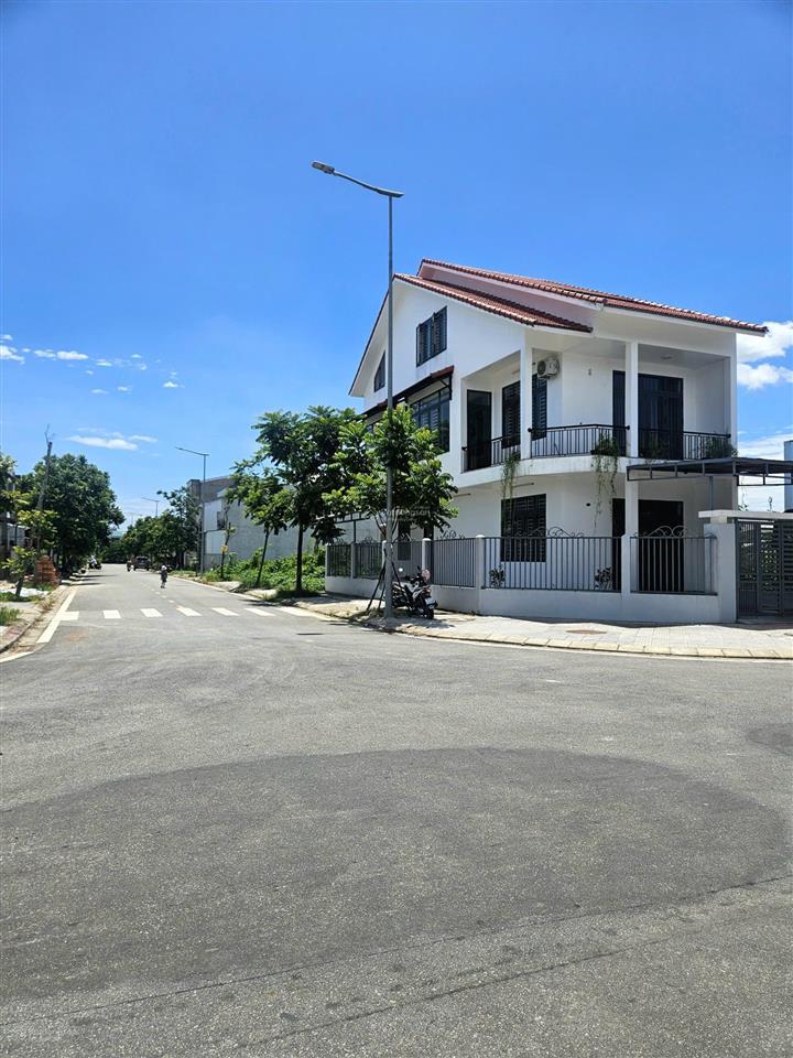 Bán đất mặt tiền lê mô khởi  kqh hương sơ. cạnh công viên lớn
