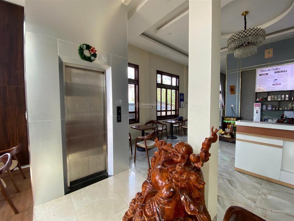 Nhà 3 tầng 2 mặt tiền nguyễn tất thành  trung tâm phú bài