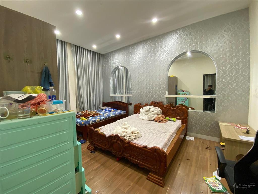 Nhà 3 tầng 2 mặt tiền nguyễn tất thành  trung tâm phú bài