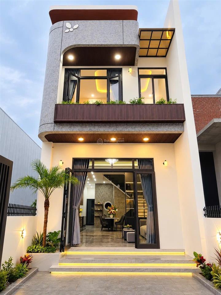 Nhà 2 tầng nội thất xịn xò kiệt 36 huyền trân công chúa, thủy xuân  tp huế