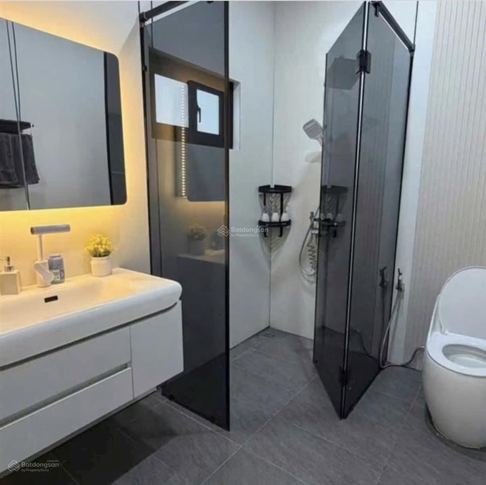 Nhà trọ 3 tầng cao cấp kqh nguyễn khoa chiêm. cạnh làng đại học.