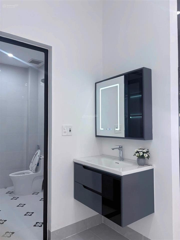 Căn nhà phong cách tân cổ điển kiệt ô tô vũ ngọc phan. cạnh vành đai 3.