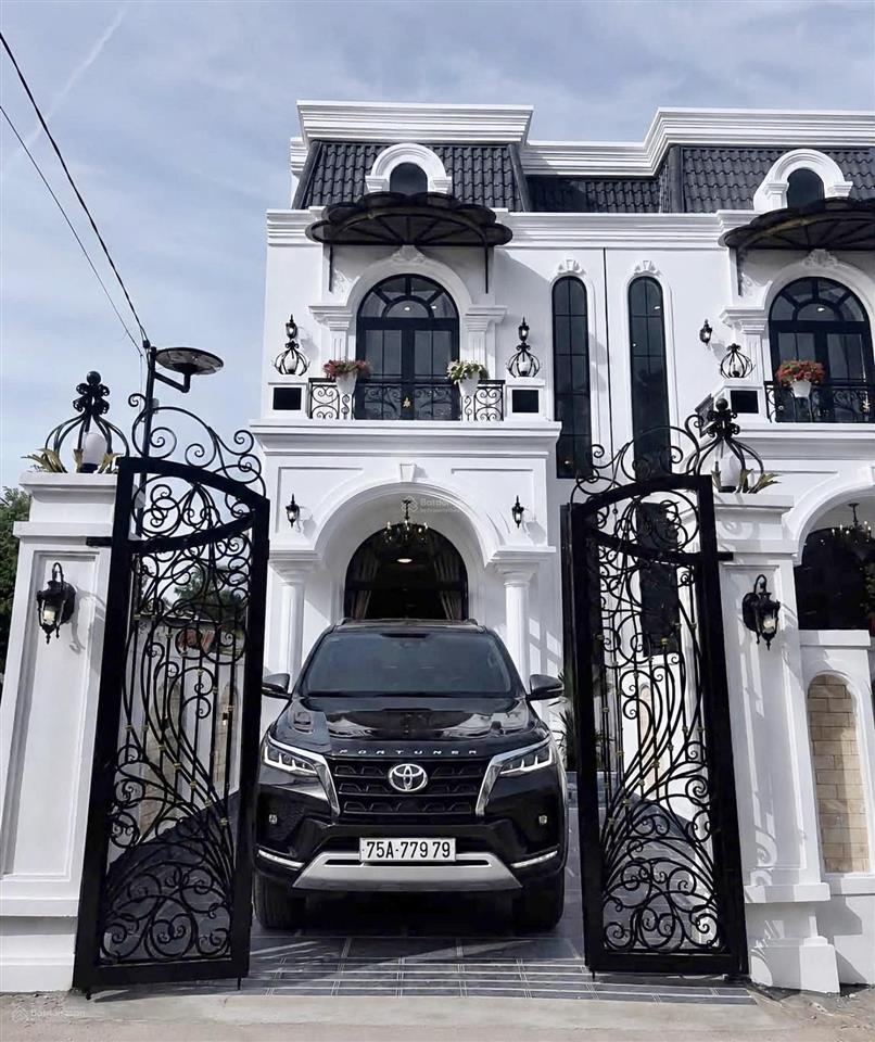 Căn nhà phong cách tân cổ điển kiệt ô tô vũ ngọc phan. cạnh vành đai 3.