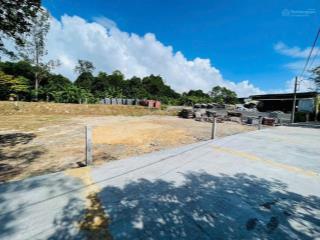 Đất kiệt ô tô 40 huyền trân công chúa. 100m2 ngang 6m cách đường chính vài bước chân