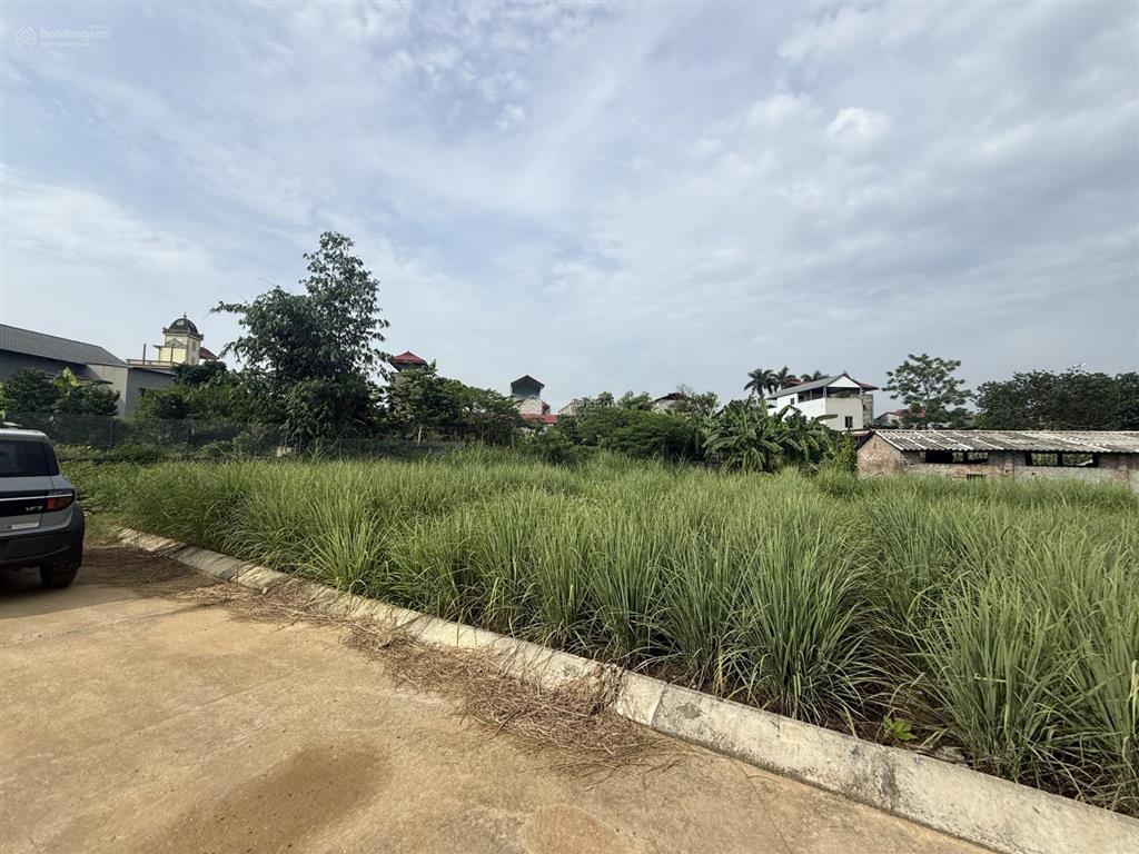Chính chủ gửi bán hàng full ont tại phú cát hà nội vị trí đẹp khu dân cư đông đúc