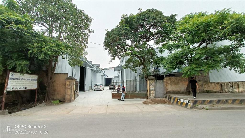 Cho thuê kho xưởng dt 450m2 tại phố đức giang, long biên, hà nội