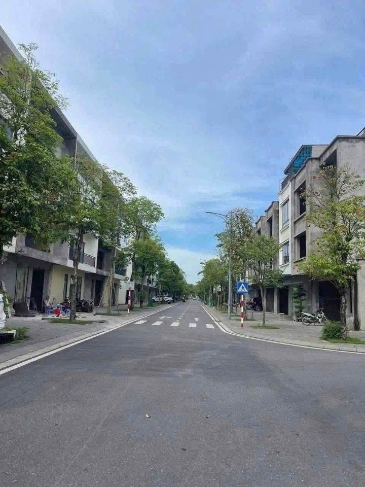 BÁN CĂN ĐƯỜNG XUÂN QUỲNH - KĐT ECOPARK TP HẢI DƯƠNG