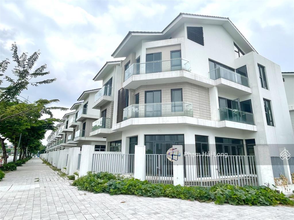 Chính chủ cho thuê nhà lô góc mặt đường lê quang đạo. ngay cạnh siêu thị aeon hà đông