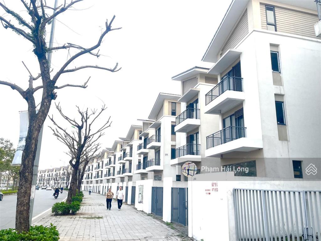Chính chủ cho thuê nhà lô góc mặt đường lê quang đạo. ngay cạnh siêu thị aeon hà đông
