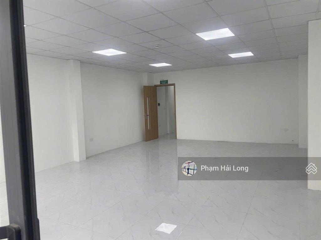 Chính chủ cho thuê sàn văn phòng 100m2 hoàn thiện đẹp tại geleximco phường dương nội  hà đông